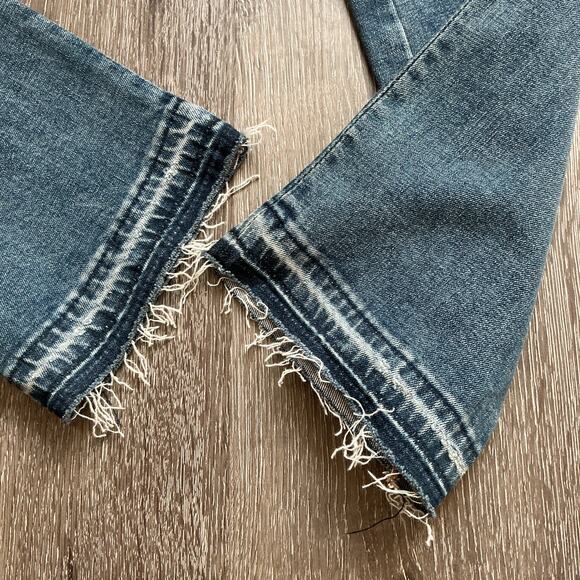 NWOT Driftwood Audrey Floral Embroidered Denim Straight Jeans Raw‎ Hem W28 H31 - Picture 4 of 7